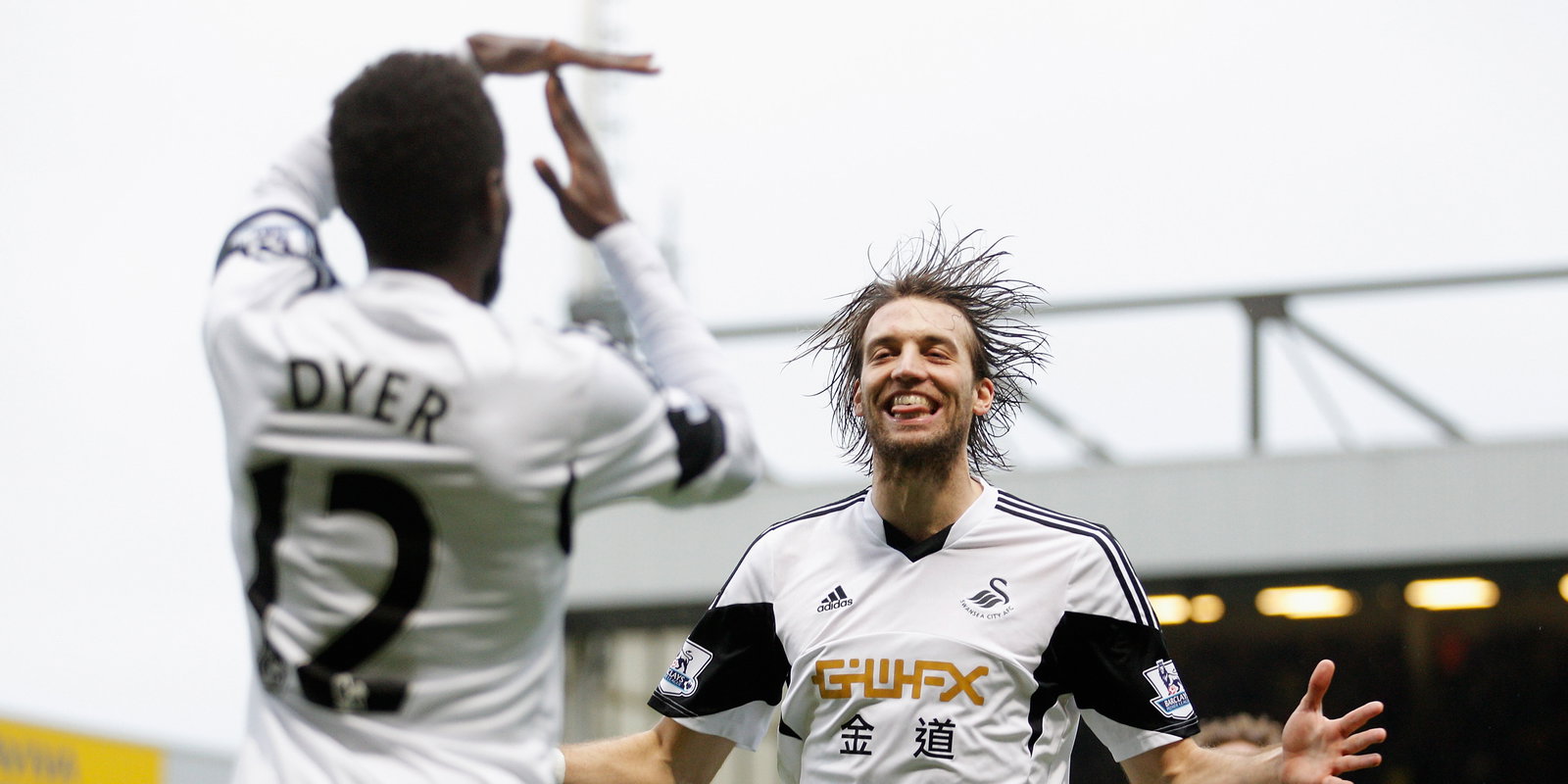 Norwich City v Swansea City - Premier League
