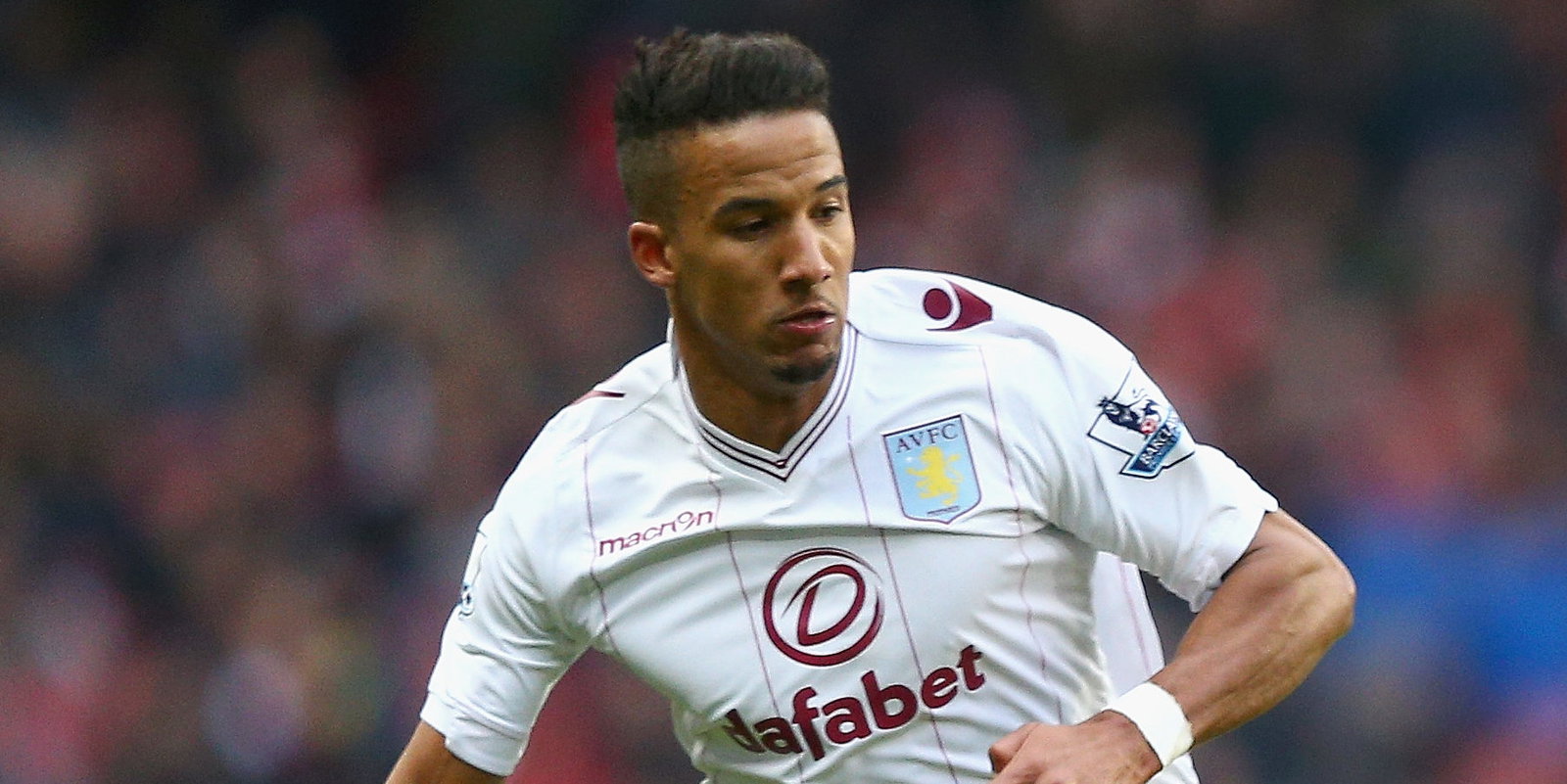 Arsenal v Aston Villa - Premier League
