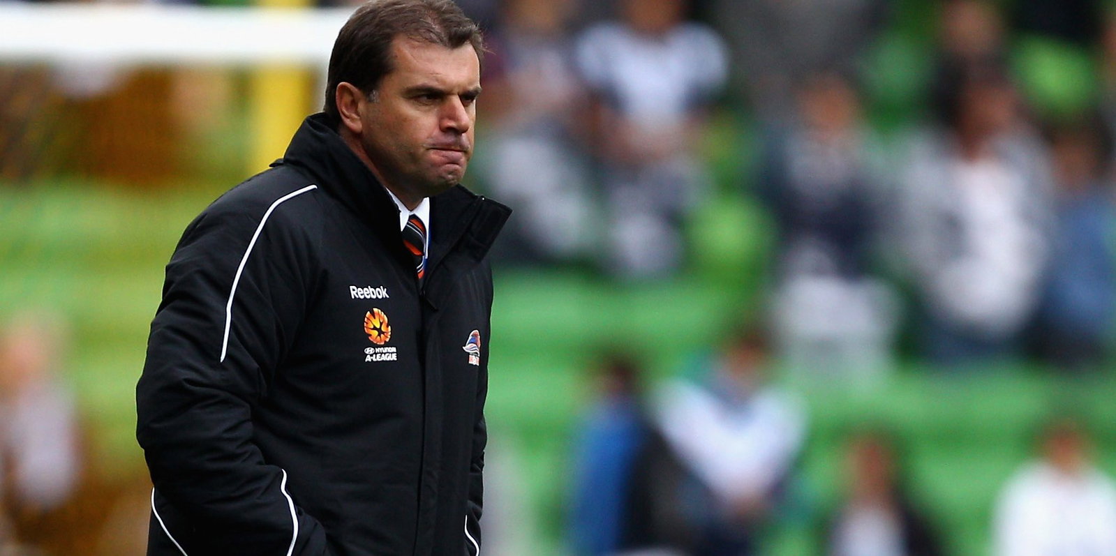 A-League Rd 6 - Victory v Roar