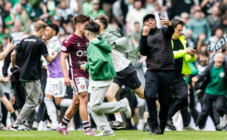 Celtic v Heart of Midlothian - William Hill Premiership
