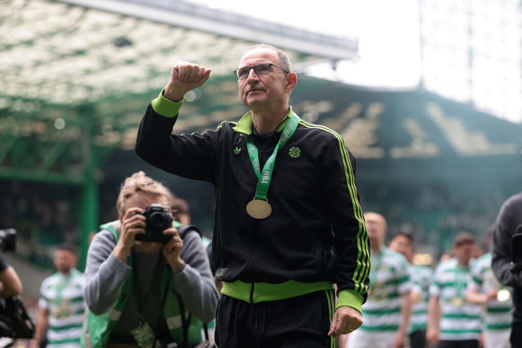 “Too Old?” Martin O’Neill Defends Celtic Fan Pitch Invasion And Puts Jim White In His Place. 